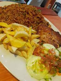 Chuleta con Papas, Cantones y Ensalada