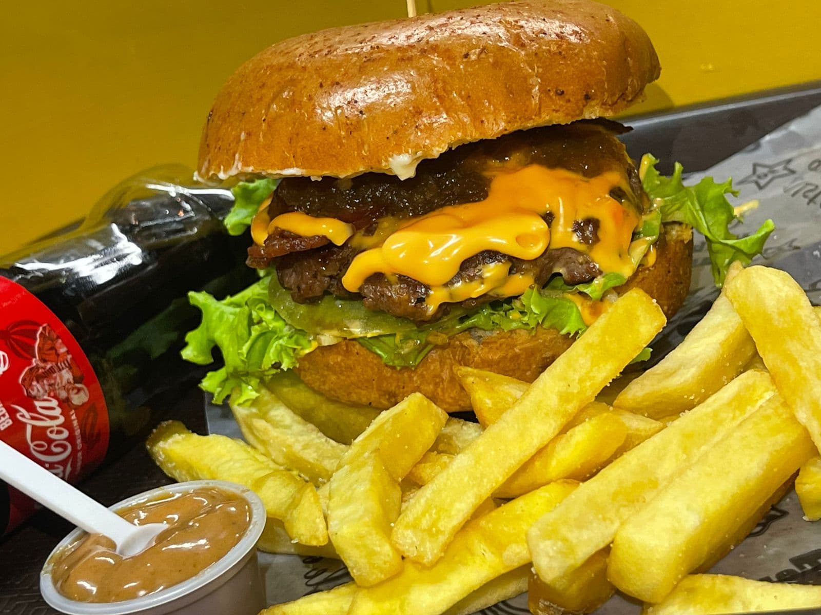Combo Hamburguesa Imperial+Papas+Gaseosa