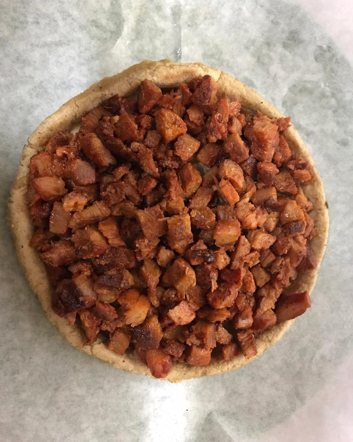 Sope de chicharrón