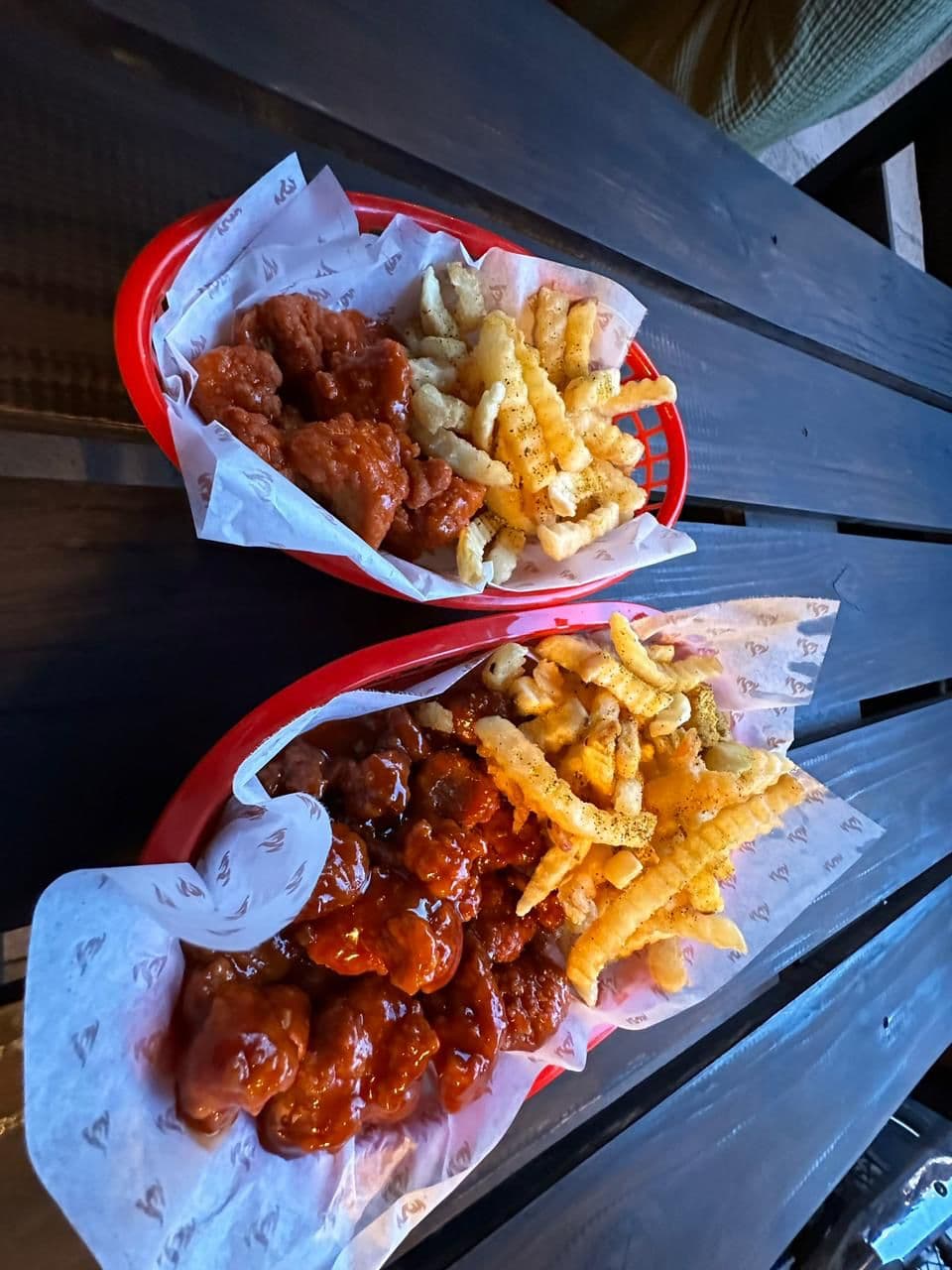 Papas Fritas con Boneless.