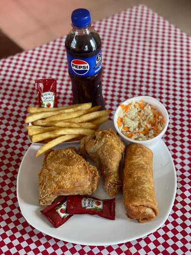 Combo 2- 2pz de Pollo, 1 Papas, 1 Compl+ 1 Refresc
