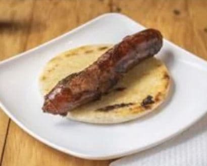 Chorizo Santarosano con Arepa y Gaseosa 400ml