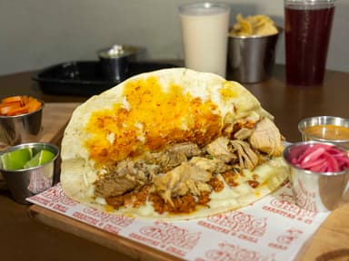 Mega quesadilla Mixta