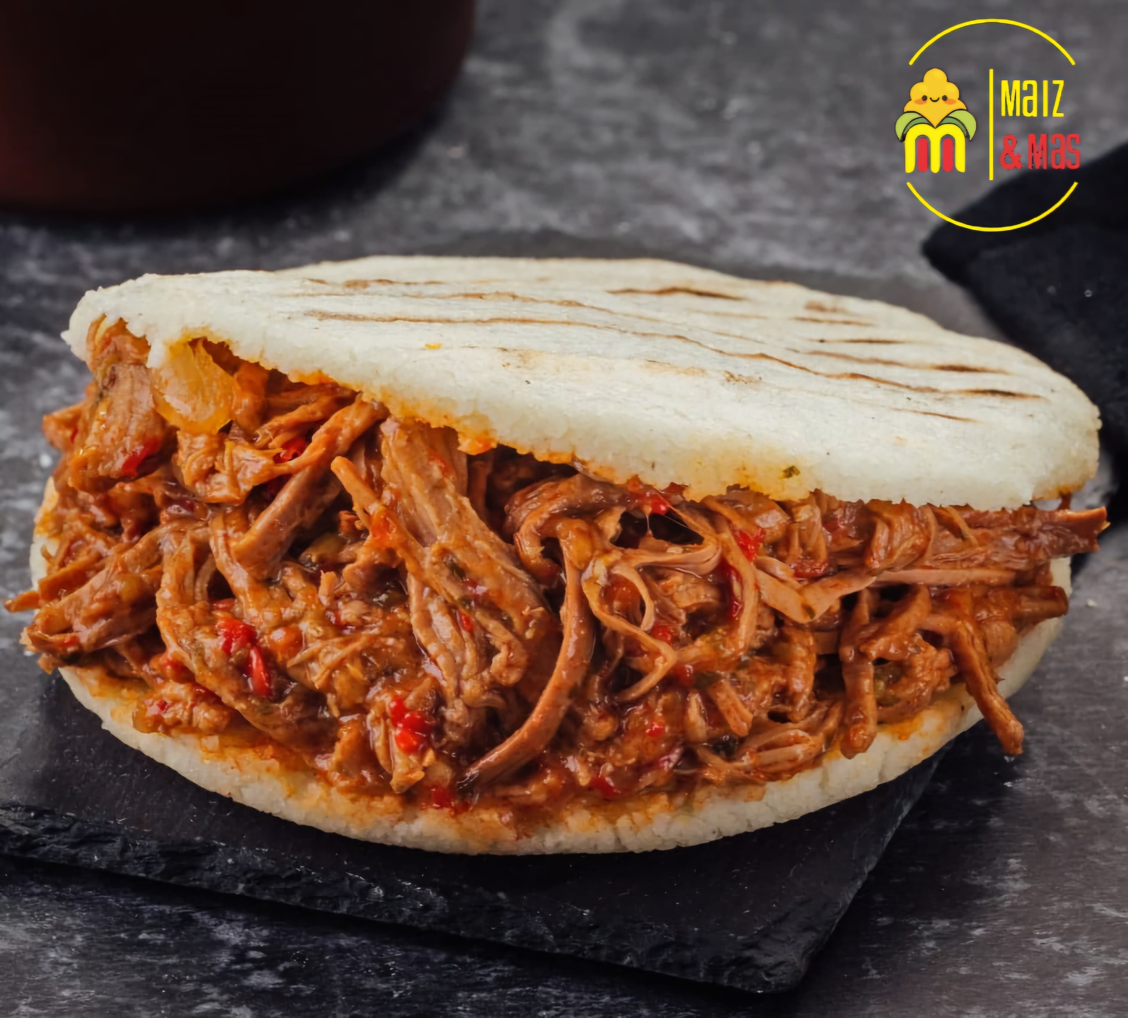 Arepa con Carne