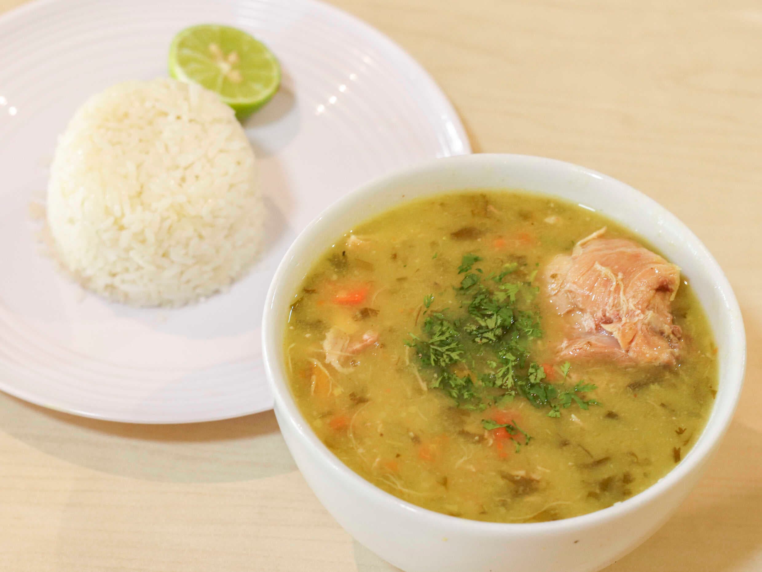 Sopa de Pollo
