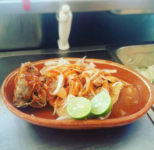 Taco Dorado con Buche.