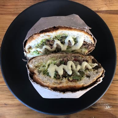 Torta de Asada con Guacamole + Bebida