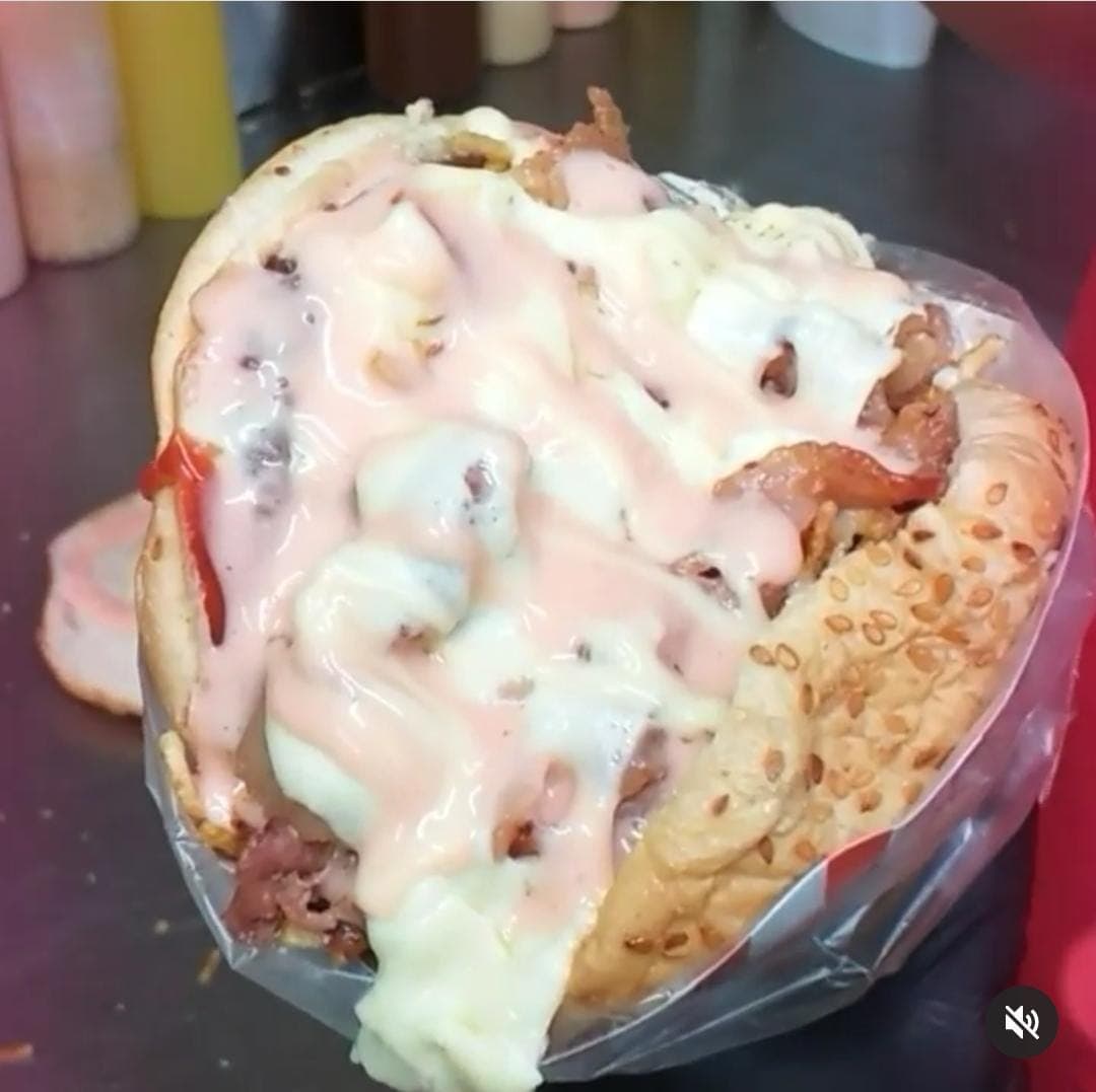 Hamburguesa con Queso y Tocineta