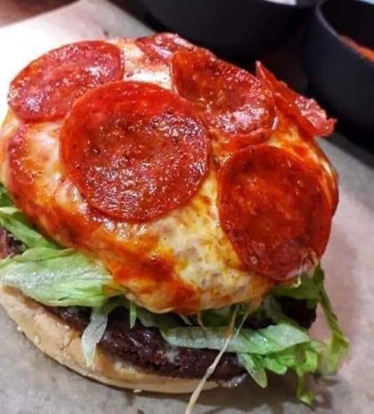 Burguizza (Burguer/Pizza)