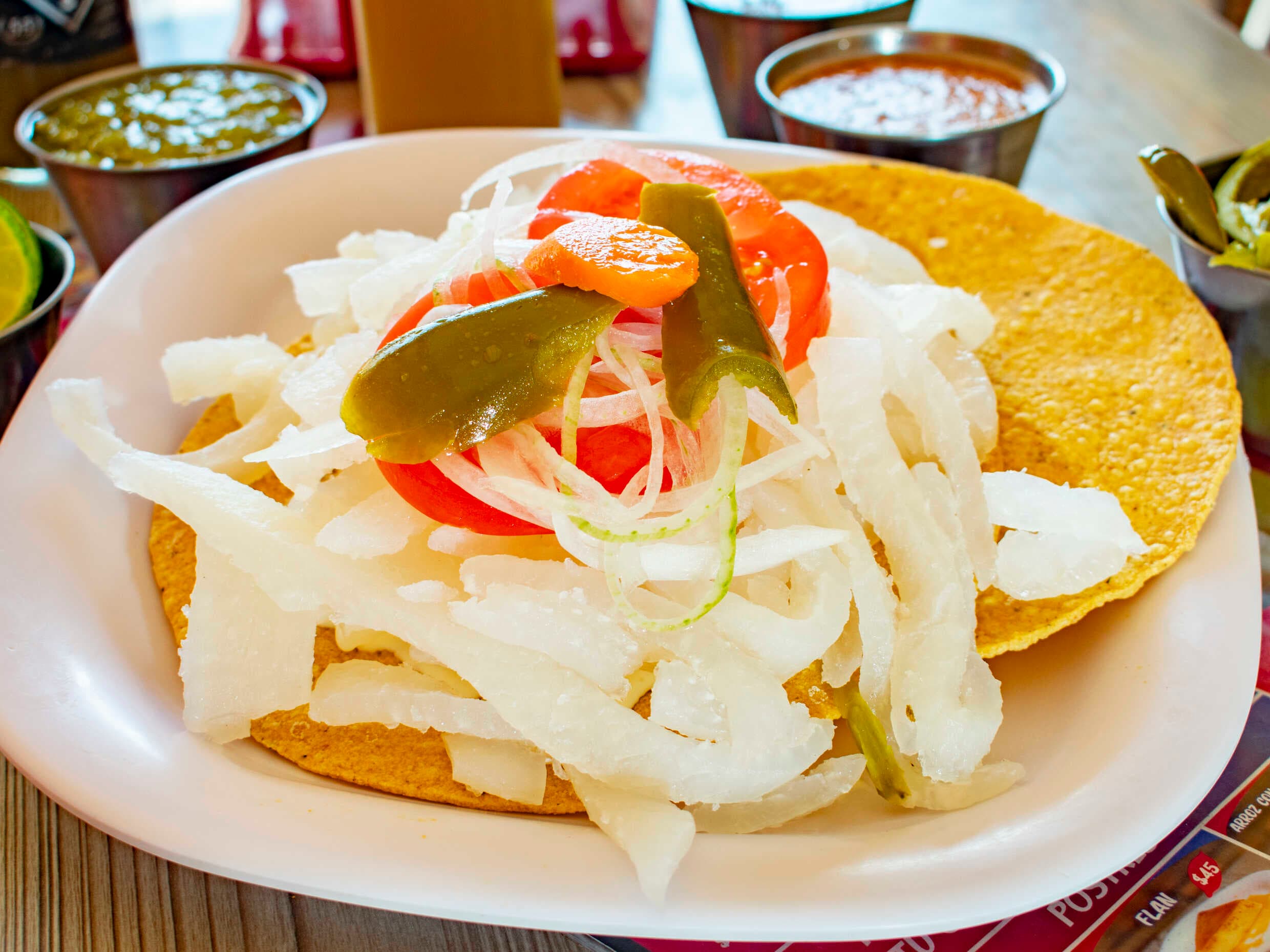 Tostada de Cuerito