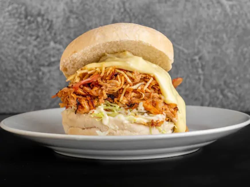 Hamburguesa Pollo Desmechado