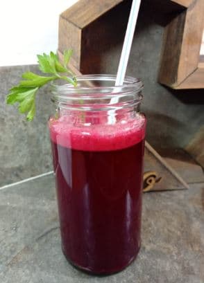 Medio LitroJugo de Betabel con Zanahoria y Naranja