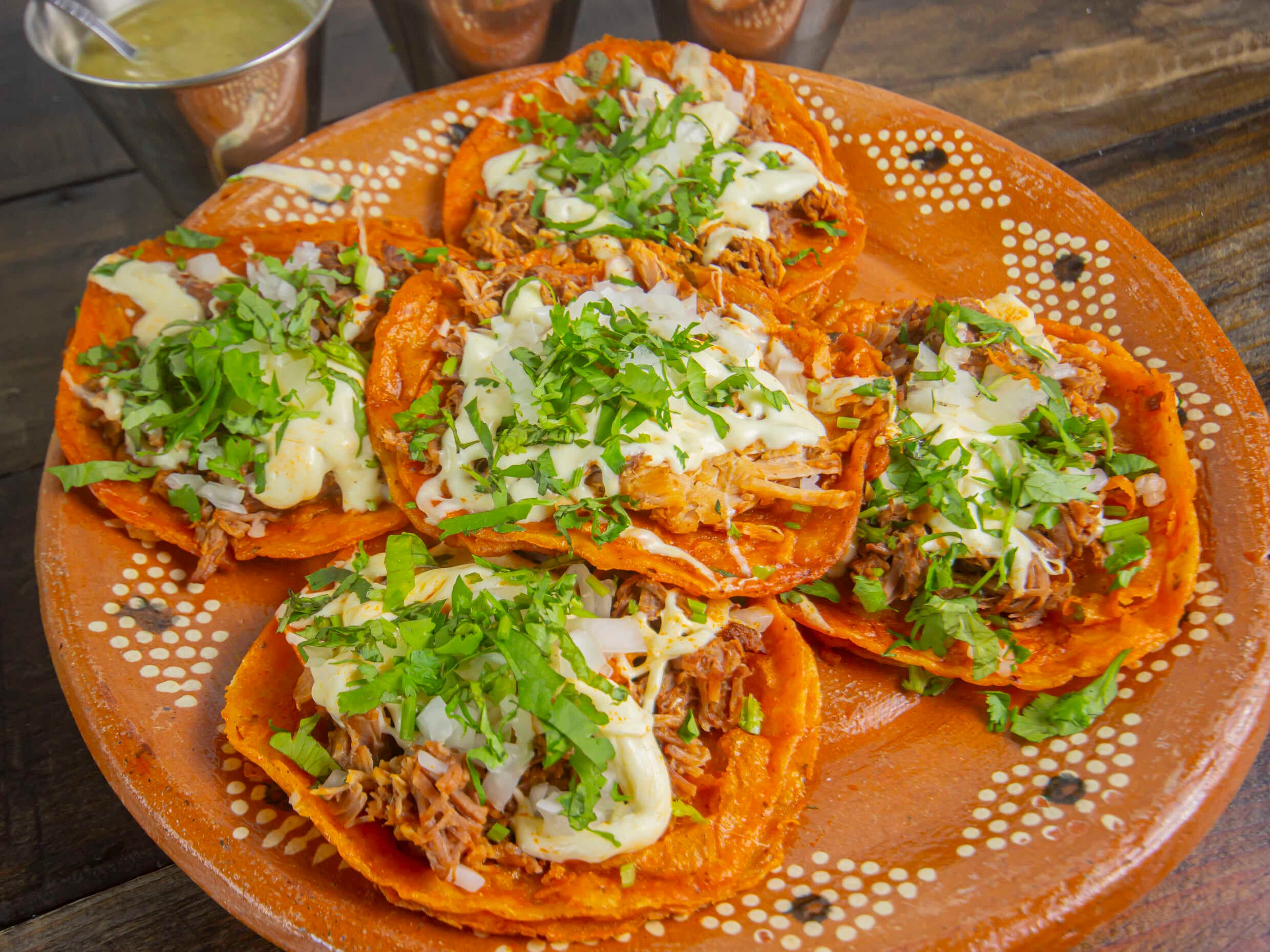 Combo-Tacos De Birria Con Queso