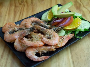 Camarones al Mojo de Ajo