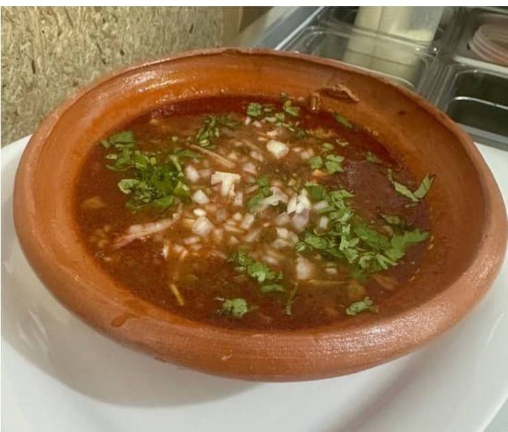 Plato de Birria 1/2 L
