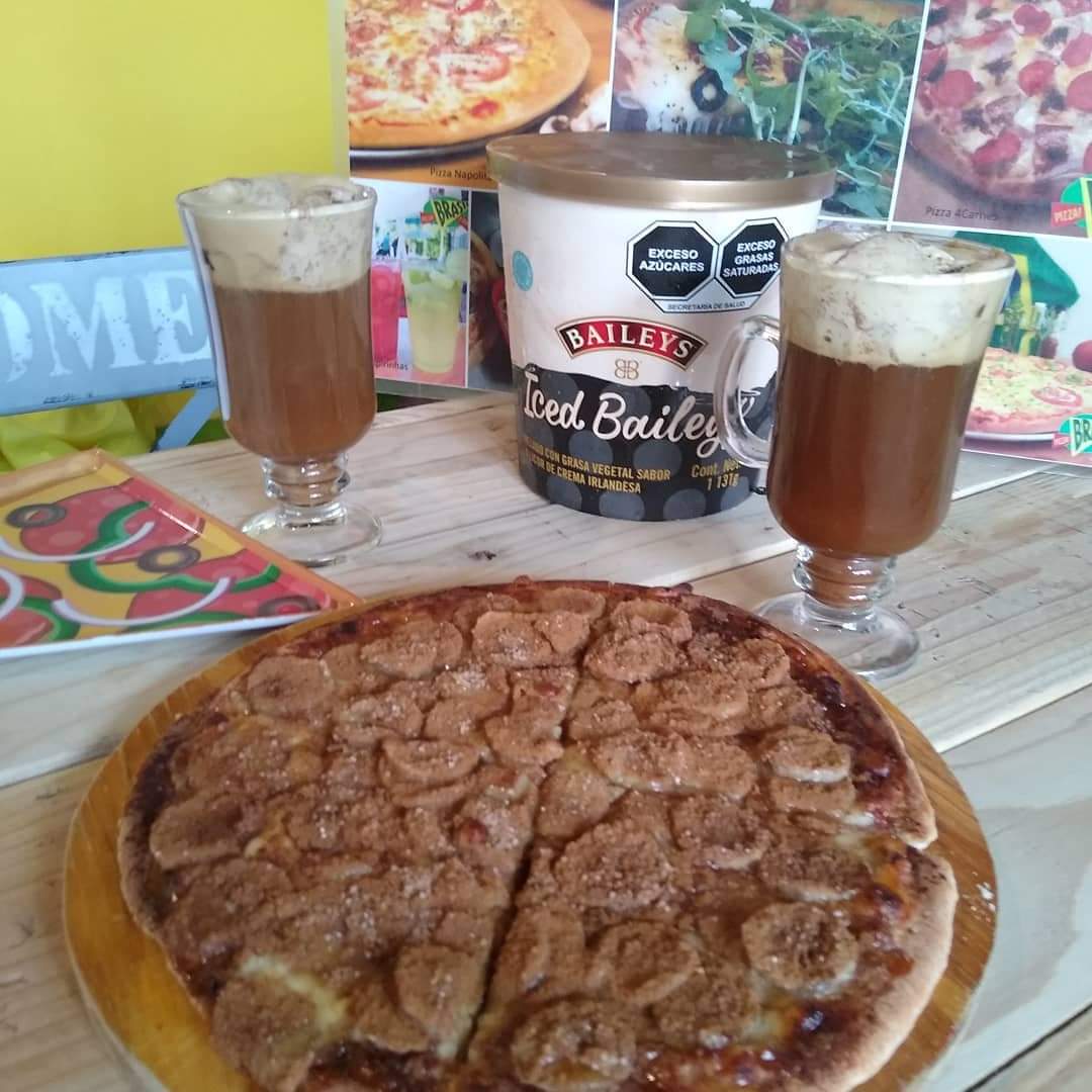 Pizza Banana con Canela Grande