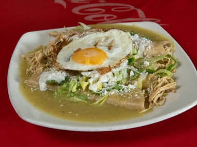 Enchiladas Verdes con Pollo