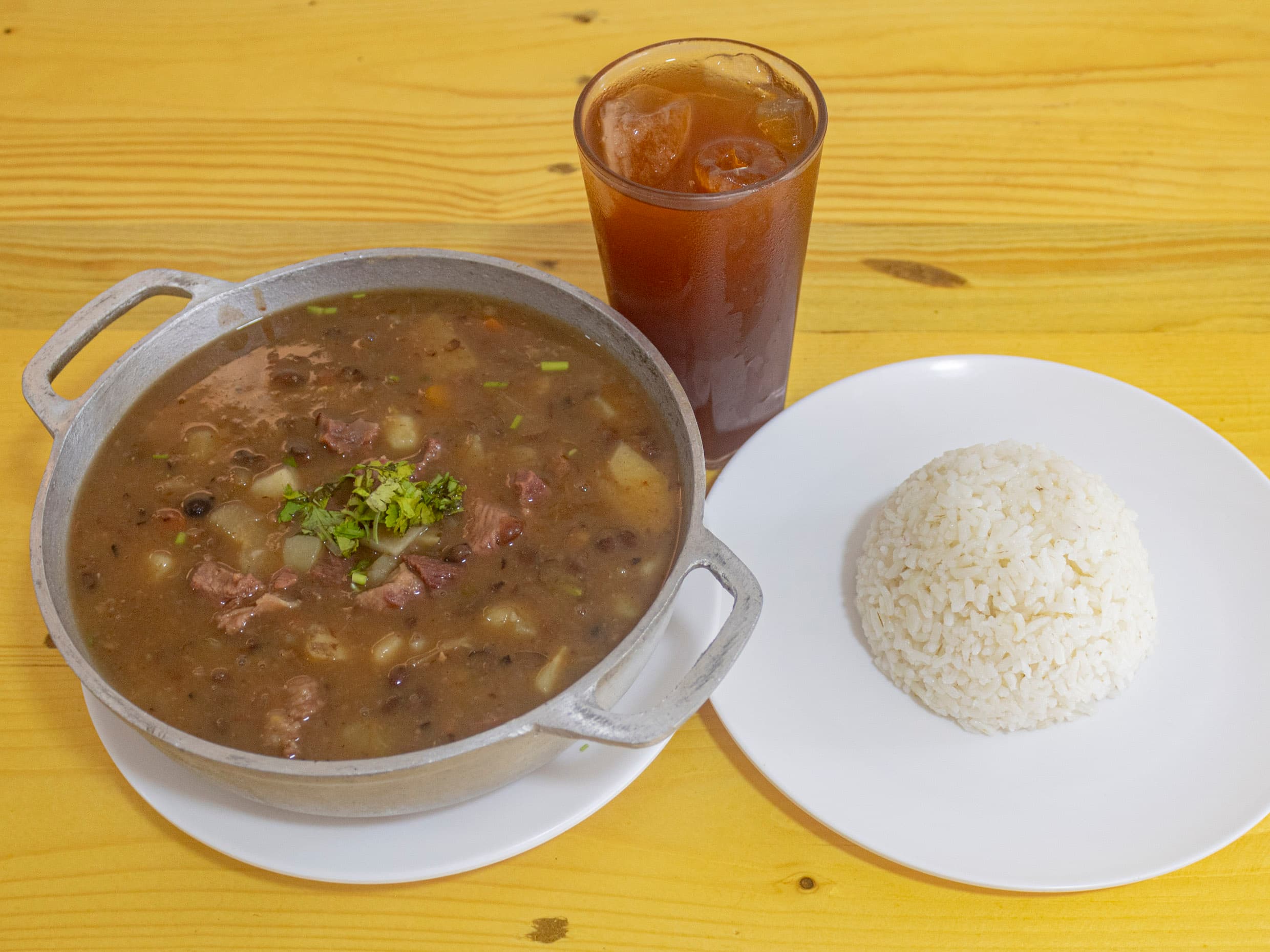 Sancocho Guandú