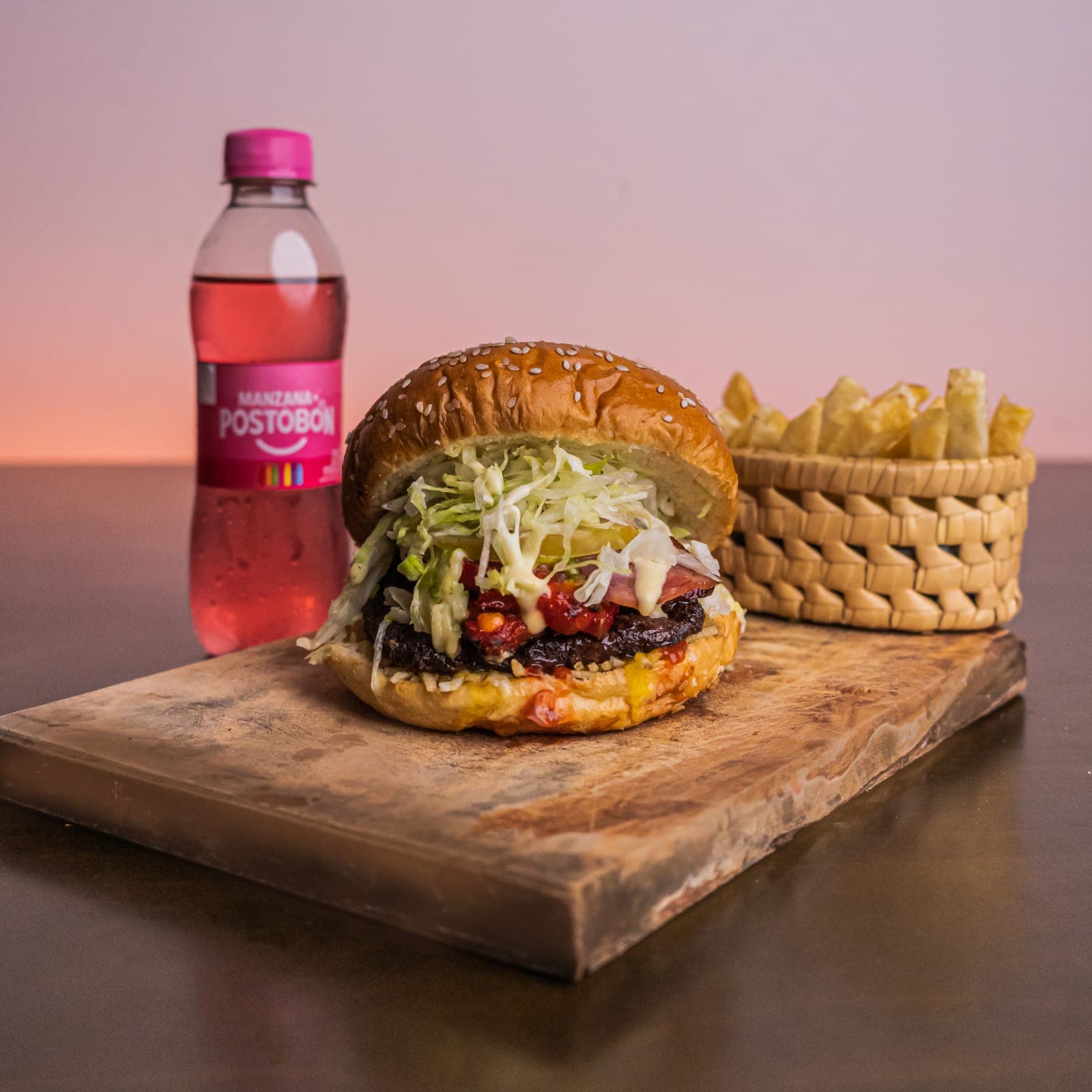 Combo Hamburguesa Costiburguer + Papas + Gaseosa