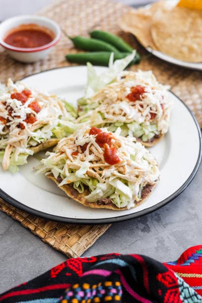 Tostadas de Pollo