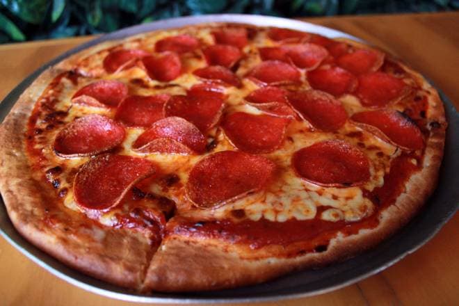 Pizza Helena