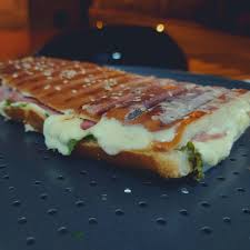Colita Cubana con Todo.