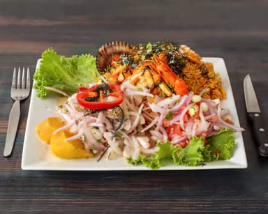 Ceviche Bravazo con Chicharrón + Maracuyá 1 L