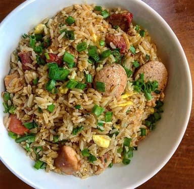 Arroz Chaufa con Chorizo