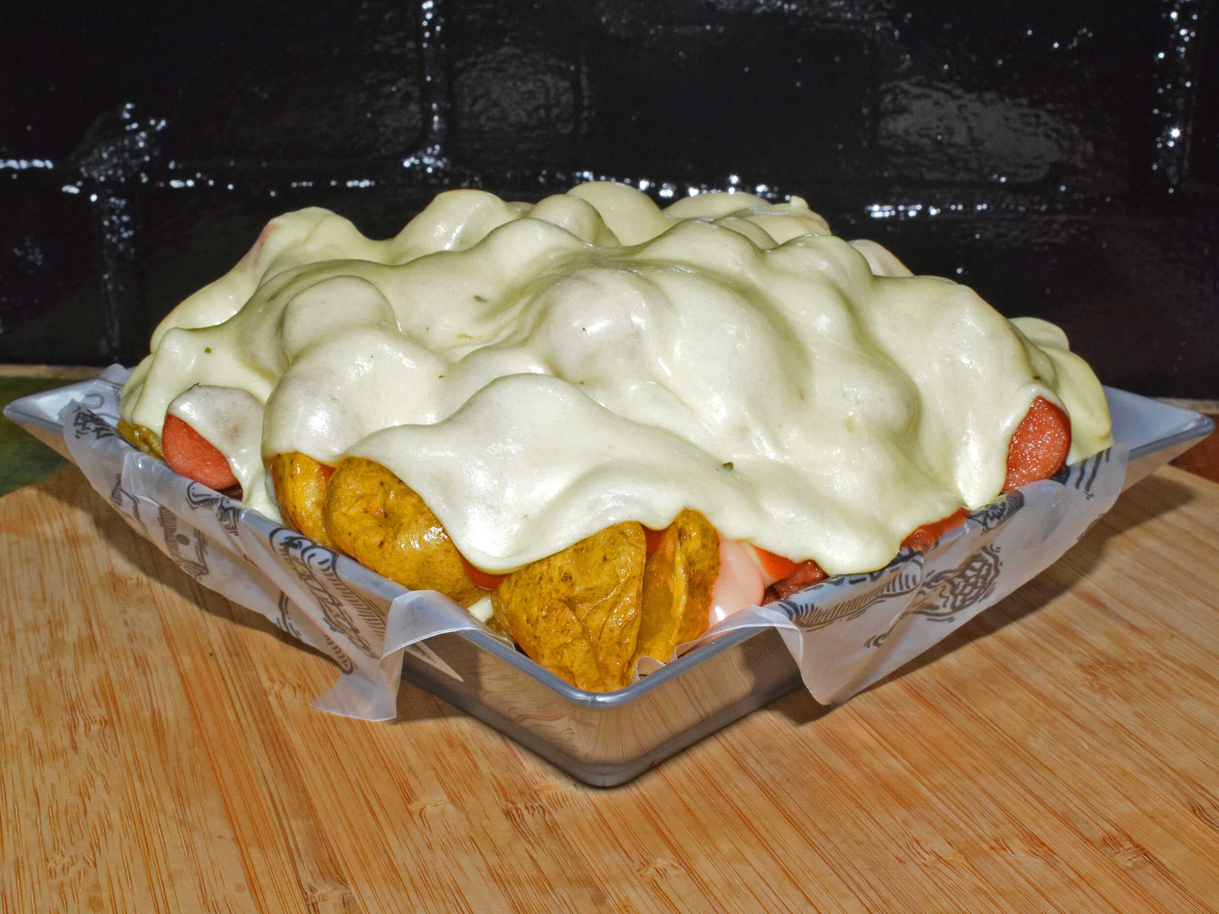 Salchipapa Queso (2 Pers)