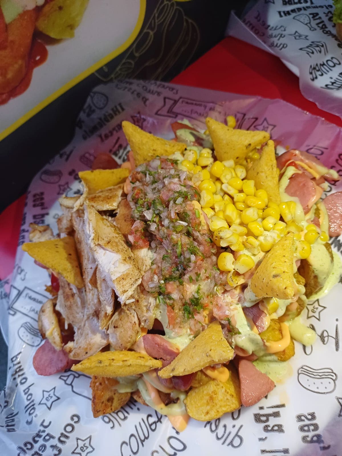 Salchipapa Mexicana