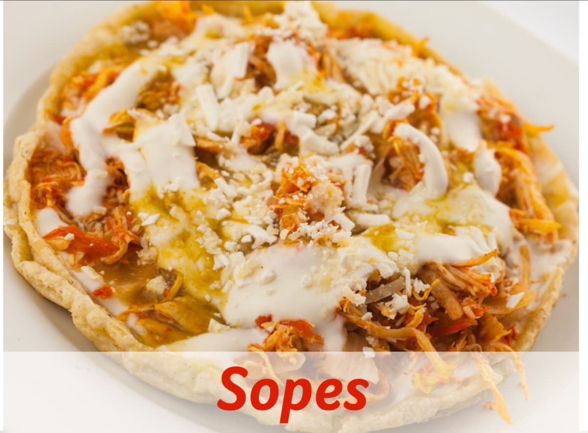 Sope con Pollo