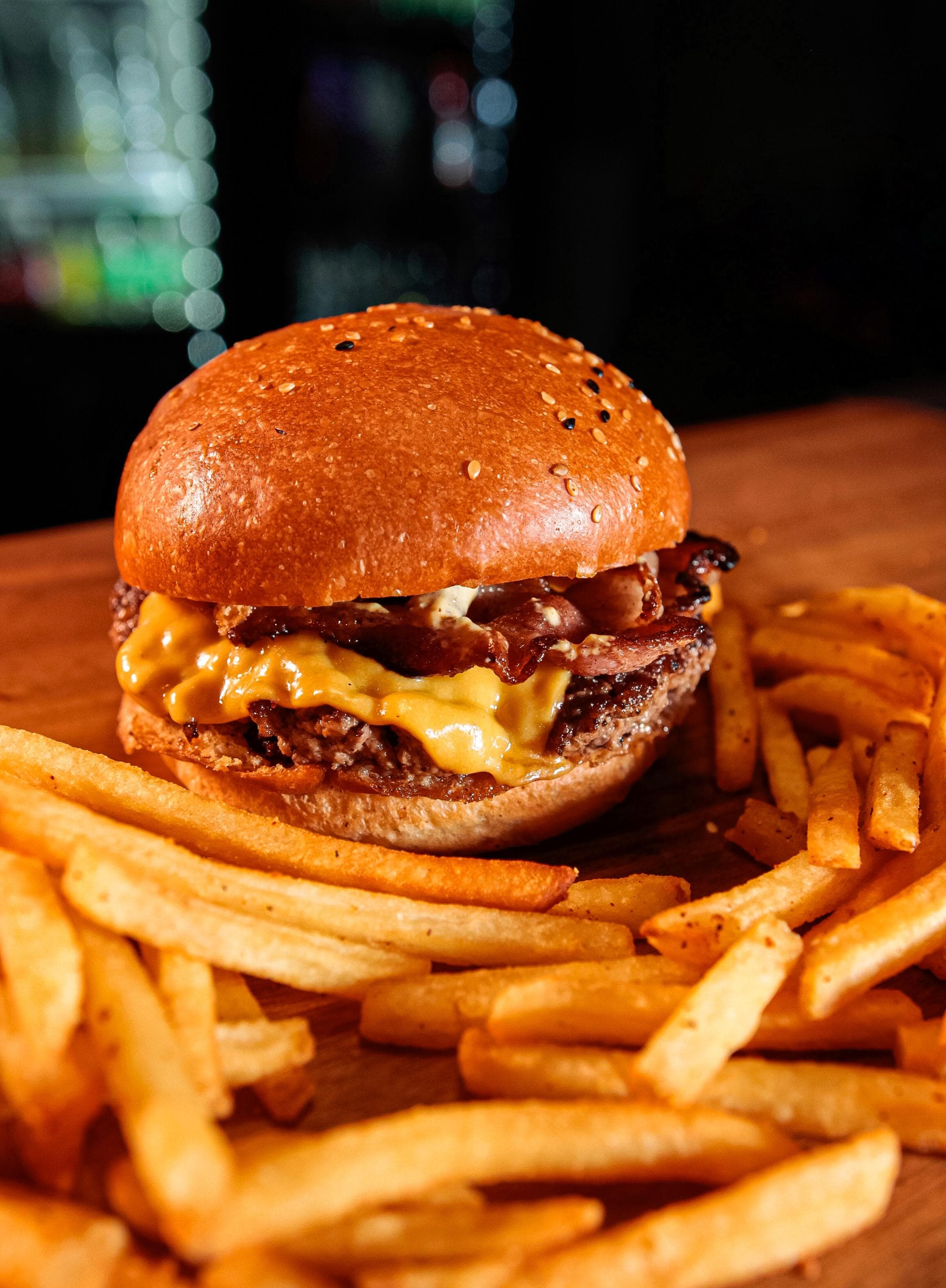 Cheese Bacon + Papas