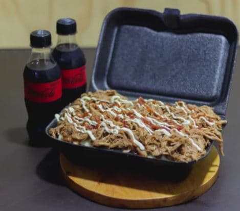 Combo Salchipapa con Cerdo BBQ para 2