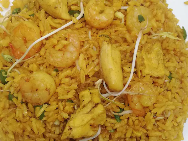 Arroz con Pollo y Camarón