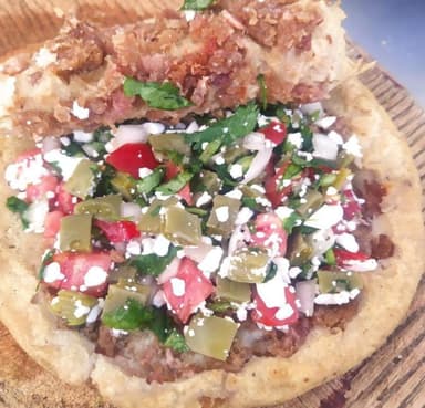 Gordita de Chicharrón