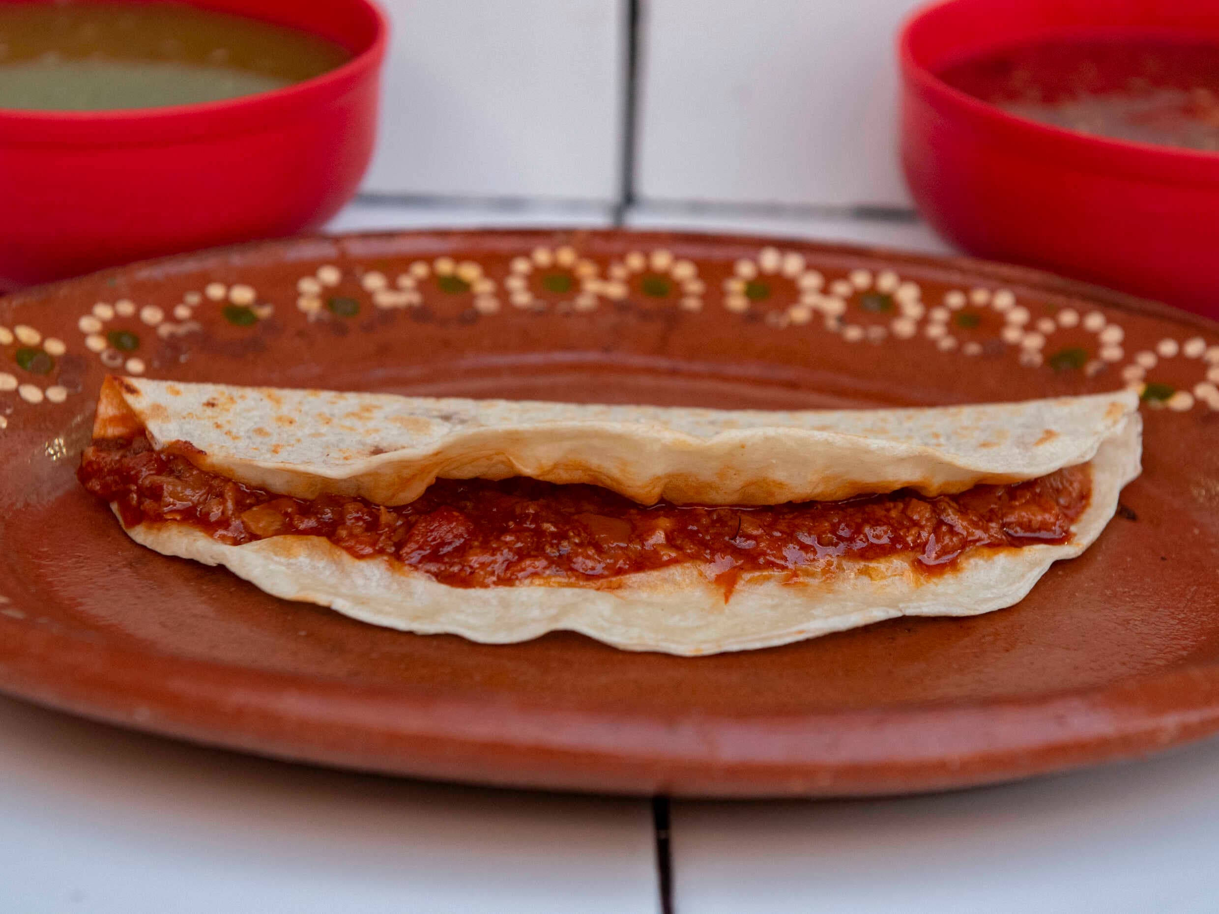 Burrito Chicharrón Rojo