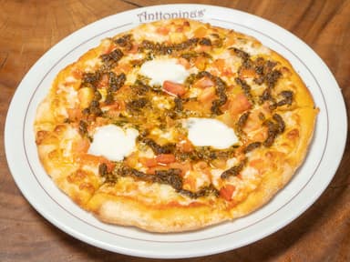 Pizza Caprese