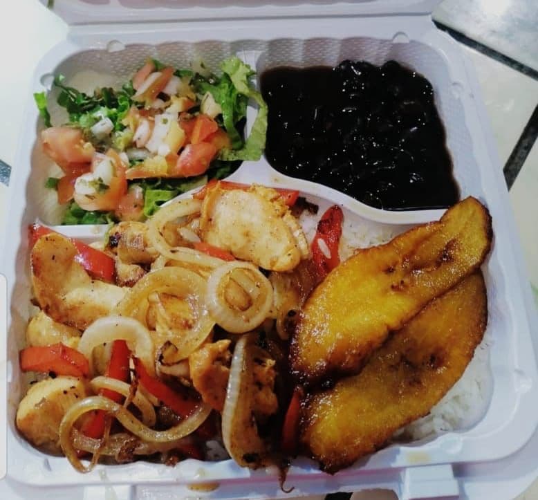Casado Pollo Plancha+Refresco