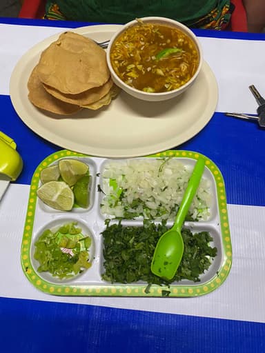 ¡COMBO! CALDO DE POLLO + 1 Coca Cola de 600 ml