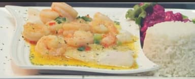 Camarones al Ajillo