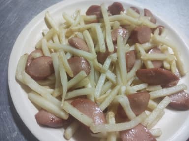 Salchipapas