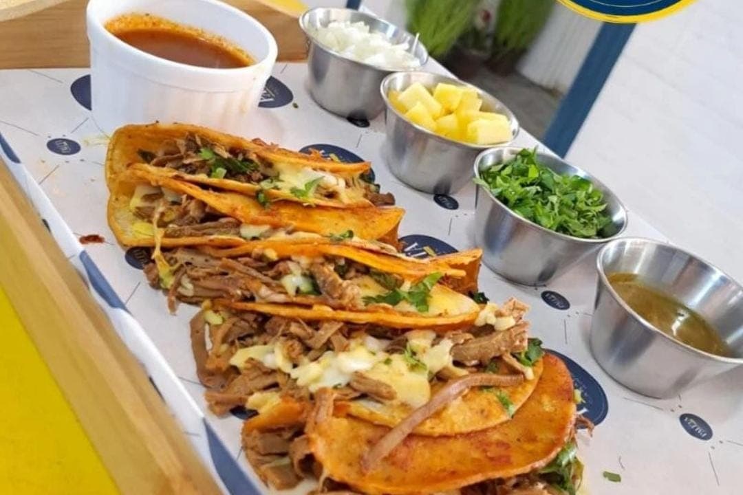 Tacos de Birria 4 uds