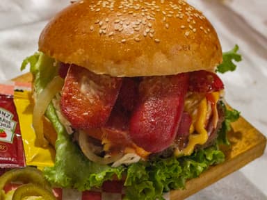 Salchichón y clásica hamburguesas
