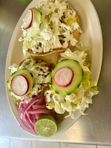Combo Taco, Sope y Tostada