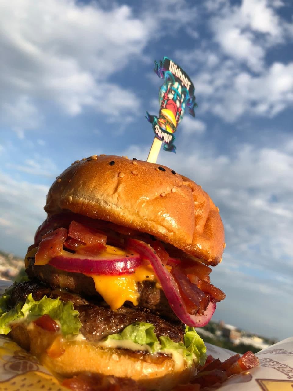 Combo - 2 Hamburguesas Frigg + Papas + Bebidas