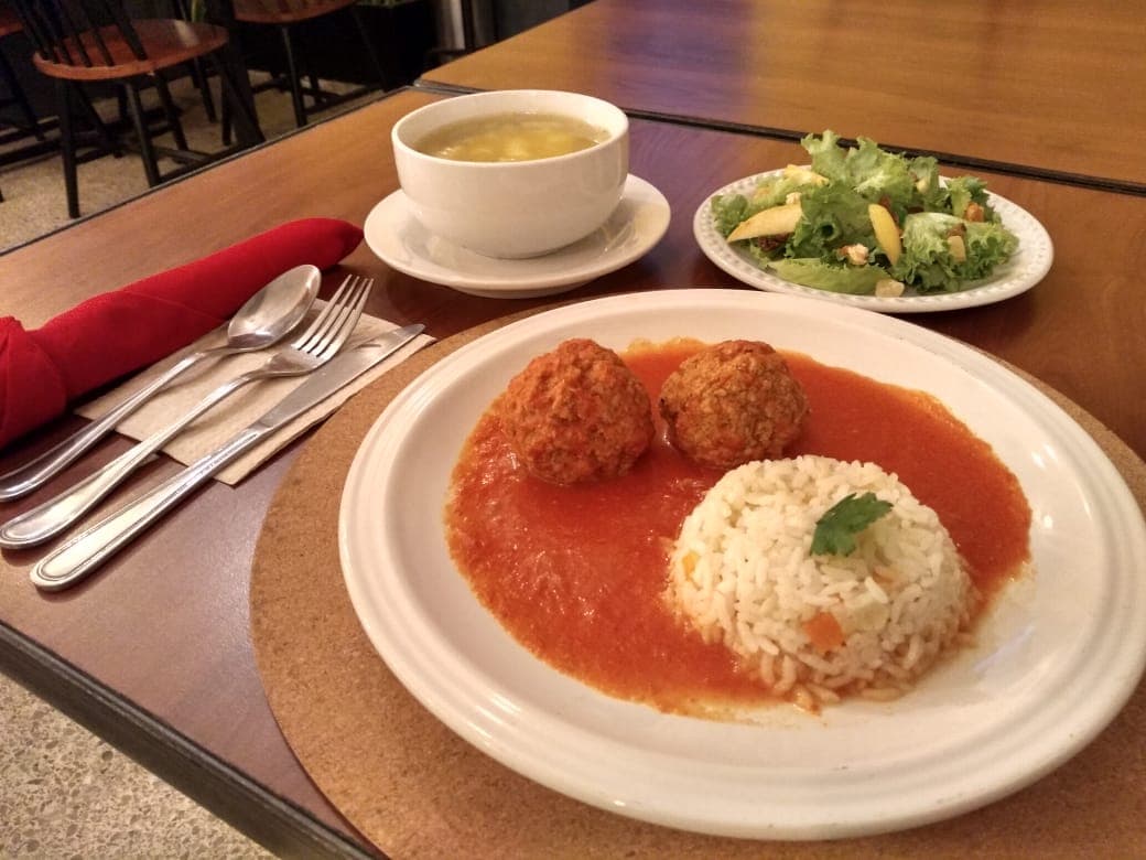 Basic Albondigas Catalanas
