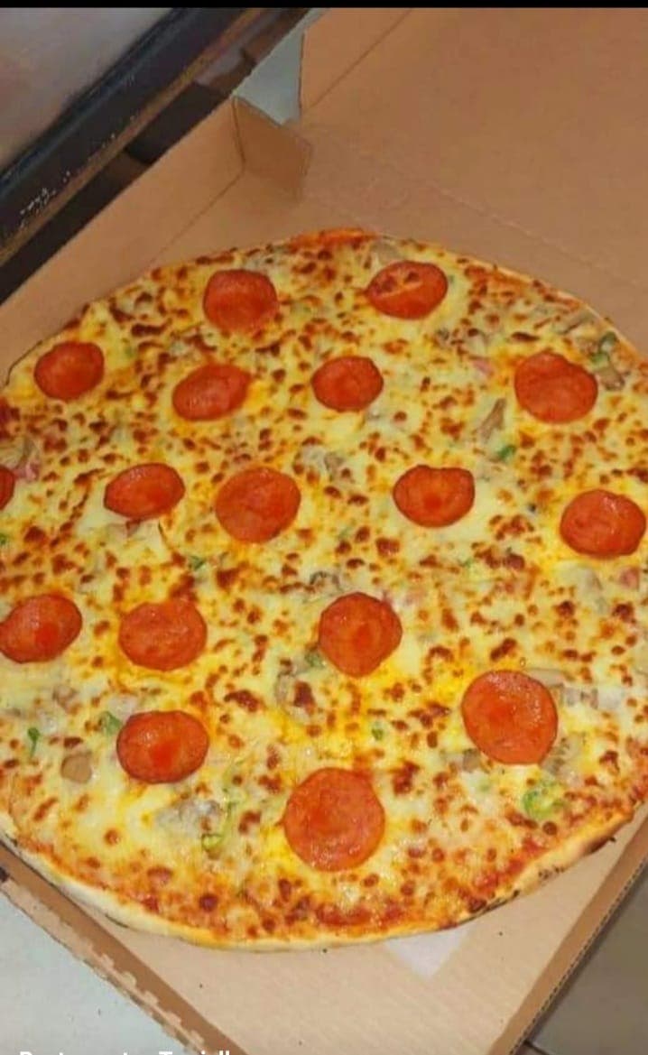 Combo-Pizza Grande 16 Slices + Bebida + Pan de ajo
