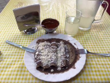 Enfrijoladas