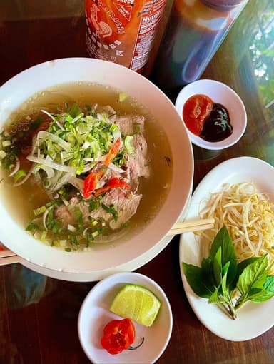 Pho yummy con res grande