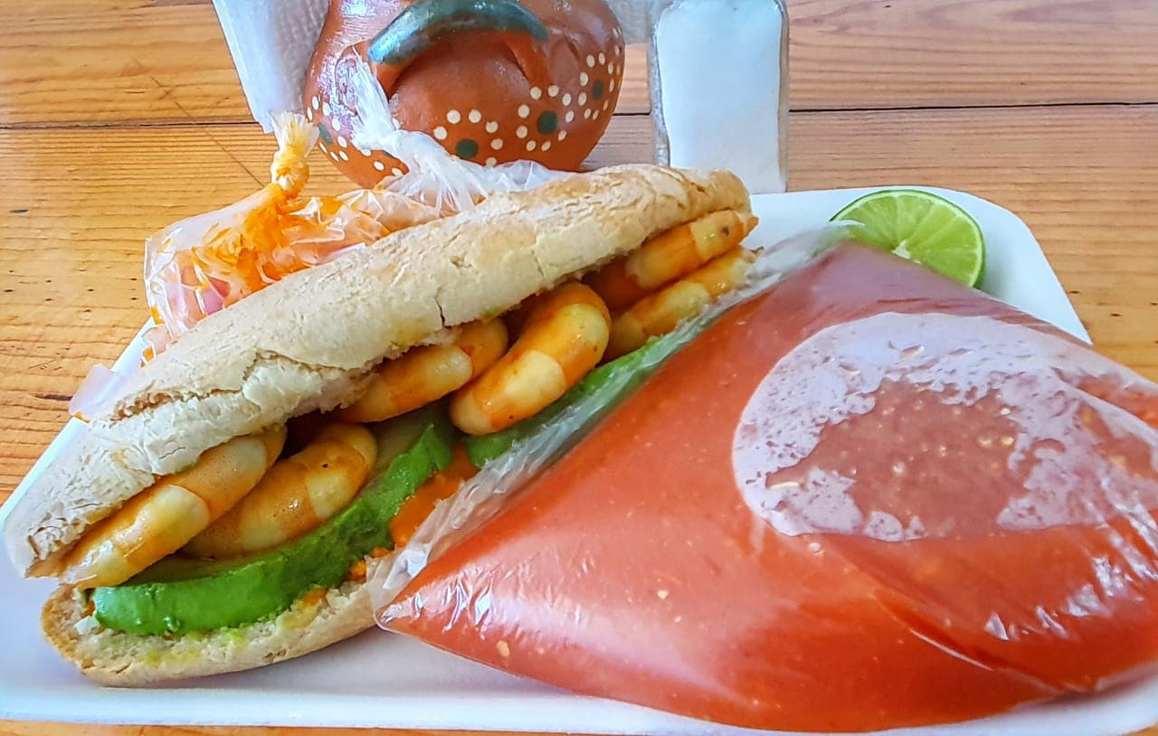 Torta ahogada de Camaron